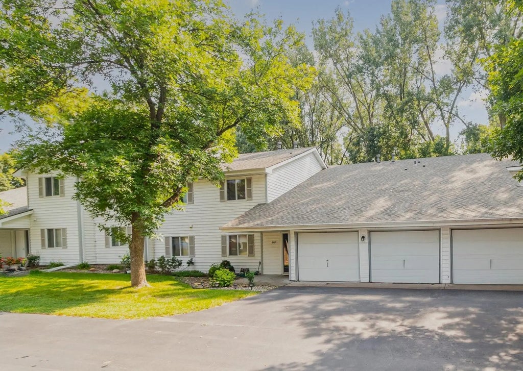 6224 Magda Drive D, Maple Grove