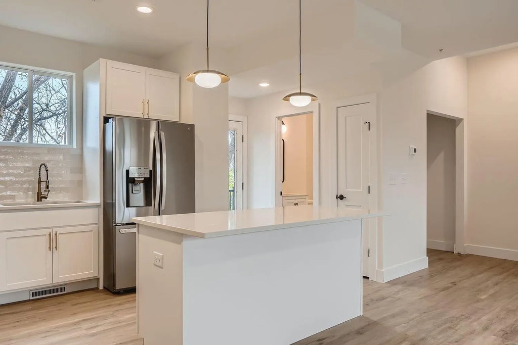 1995 11th Avenue E Unit 2, Maplewood