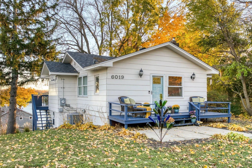 6019 Cherrywood Road, Mound