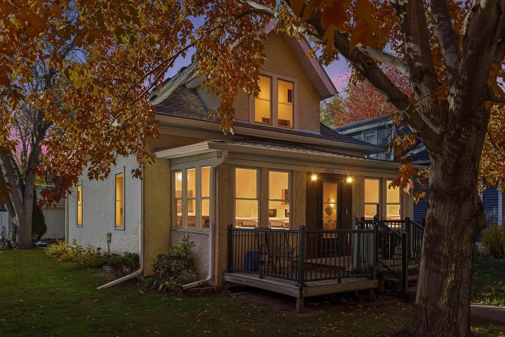 3920 30th Avenue S, Minneapolis