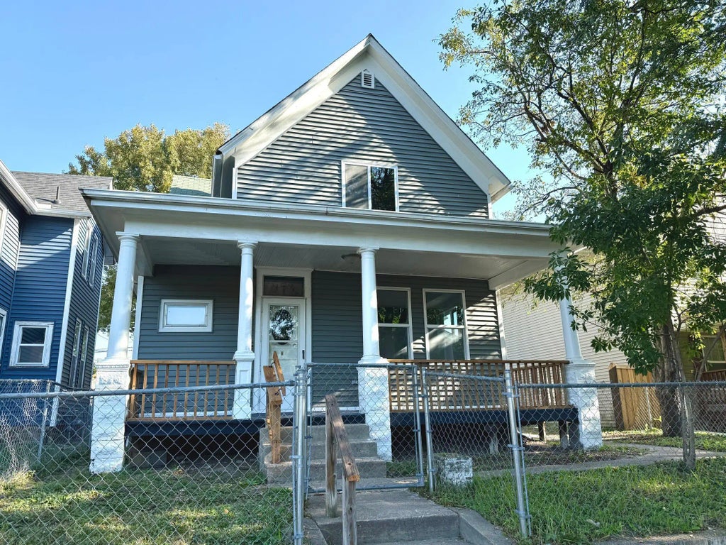 273 Winifred Street E, Saint Paul