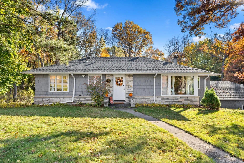 14623 Orchard Road, Minnetonka