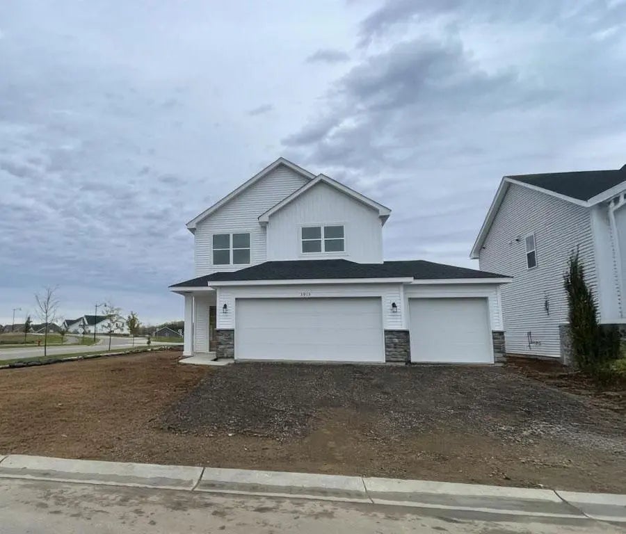 3915 Helena Avenue N, Oakdale