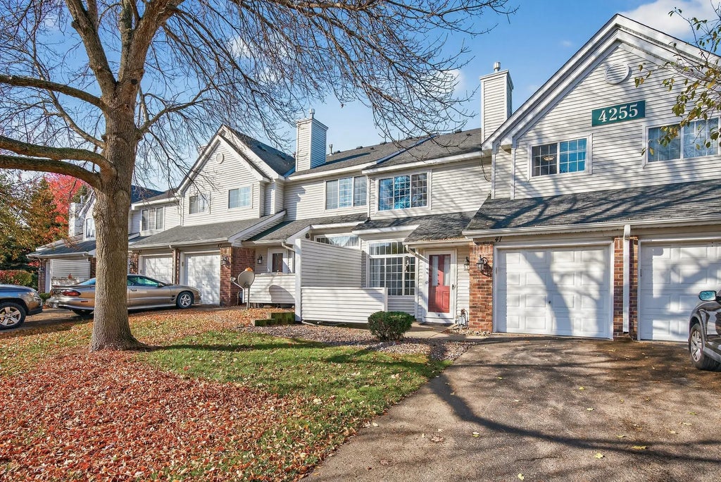 4255 Merrimac Lane N 41, Plymouth