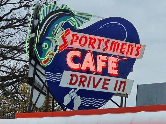 67 Highway 65 N, Mora