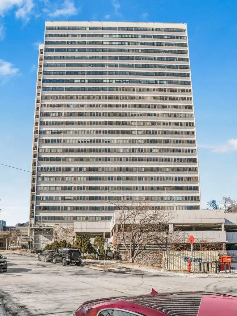 1920 S 1st Street 1106, Minneapolis