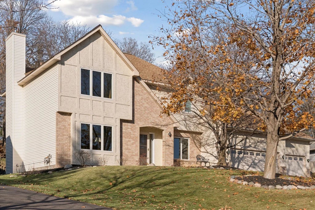 8463 Zanzibar Lane N, Maple Grove