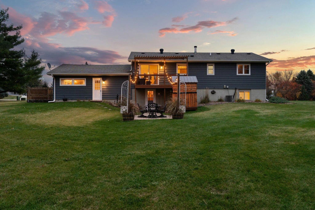 18177 536th Avenue, Austin Twp