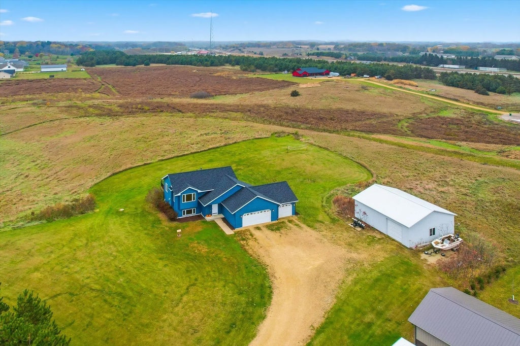 980 65th Avenue, Roberts