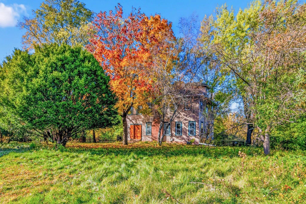 4024 Wood End Drive, Edina