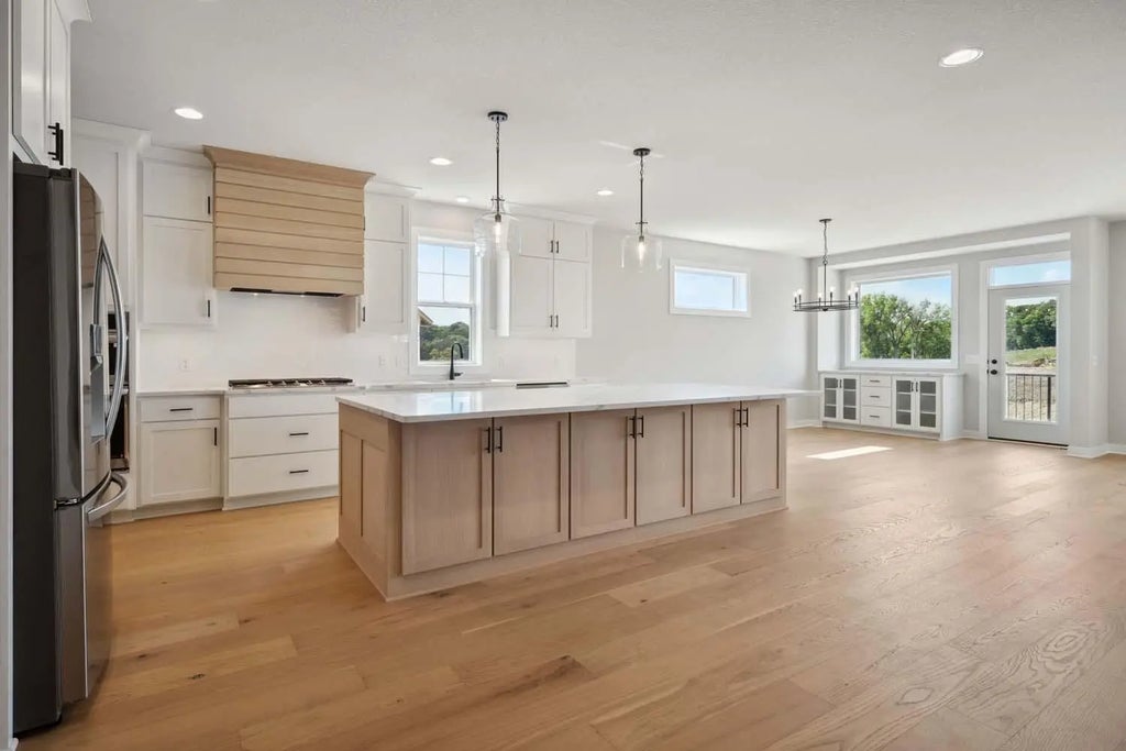 5512 Vista Trail, Victoria