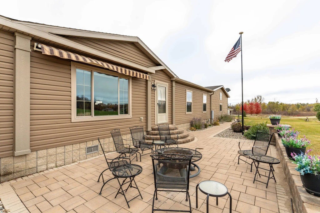 15941 Fairway Drive, Dalton