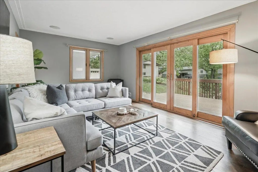 4212 Princeton Avenue, Saint Louis Park