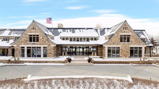 2770 Gale Road, Wayzata