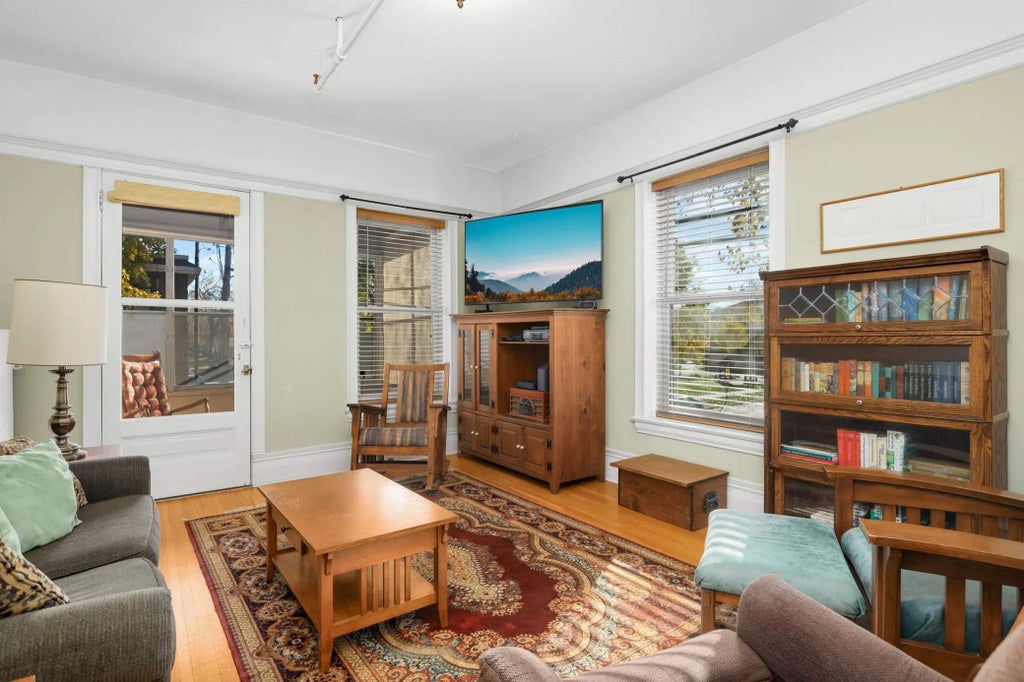 69 Milton Street N 3, Saint Paul