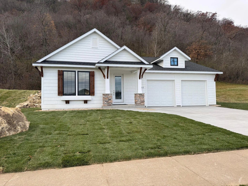 2563 Clubhouse Drive, Lake City