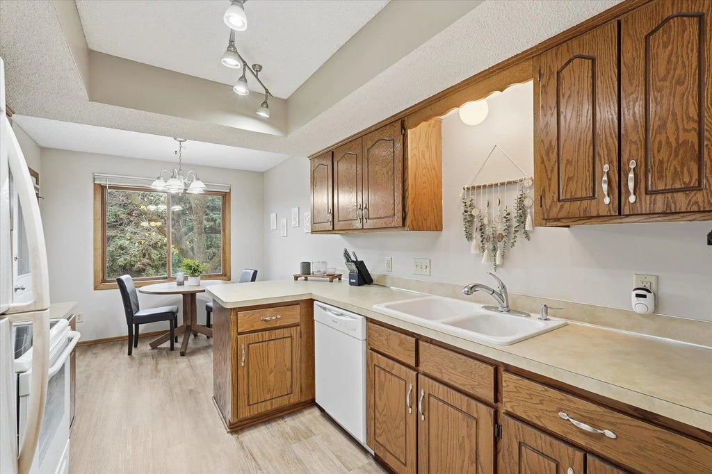 8468 Yates Avenue N, Brooklyn Park