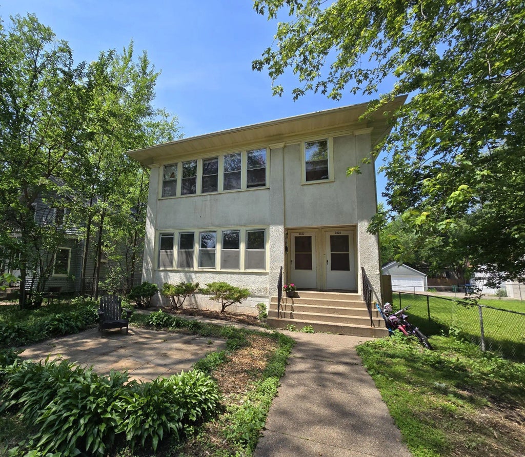 3920 Clinton Avenue, Minneapolis