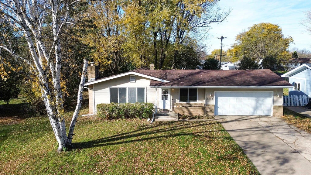 1355 Sycamore Street, River Falls