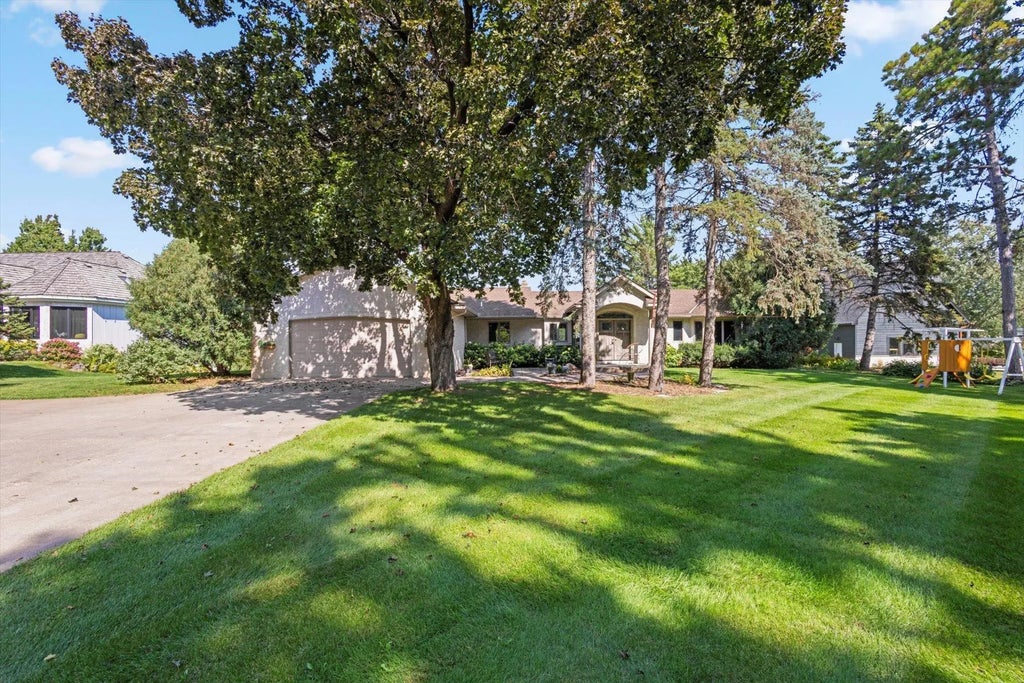 845 Bradford Avenue, Champlin