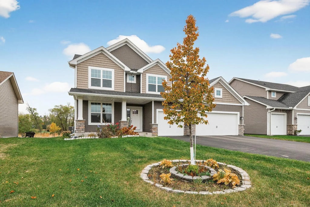 7450 Ridge Creek Trail, Shakopee