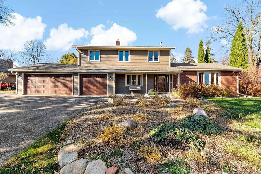 15700 Dawn Drive, Minnetonka