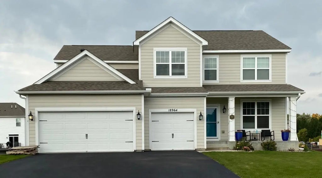 4896 Blake Way, Woodbury