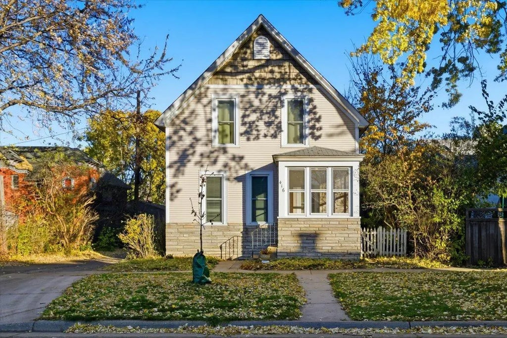 416 Stryker Avenue, Saint Paul