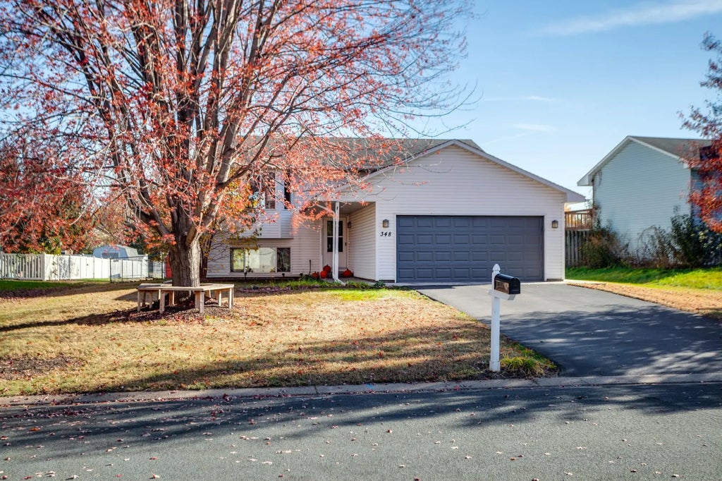 348 Columbine Lane, Shakopee