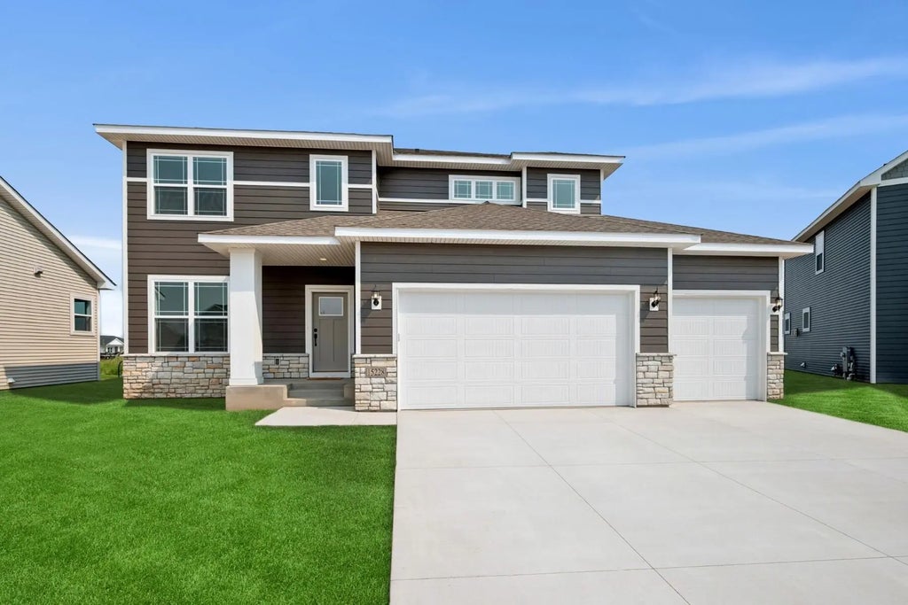 15228 115th Avenue N, Dayton