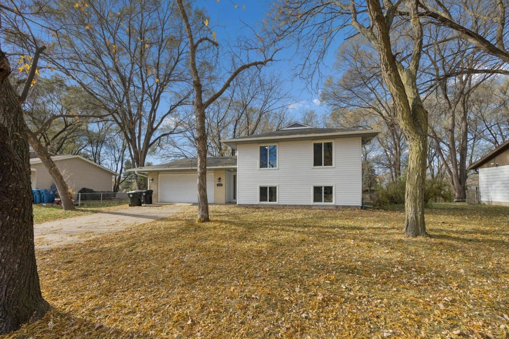 10648 Wren Street Nw, Coon Rapids