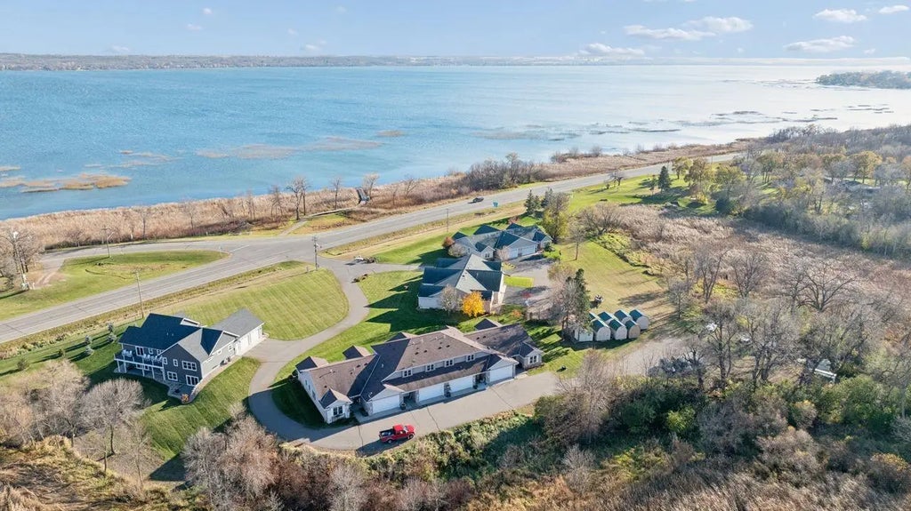 17947 Westwood Lane, Glenwood