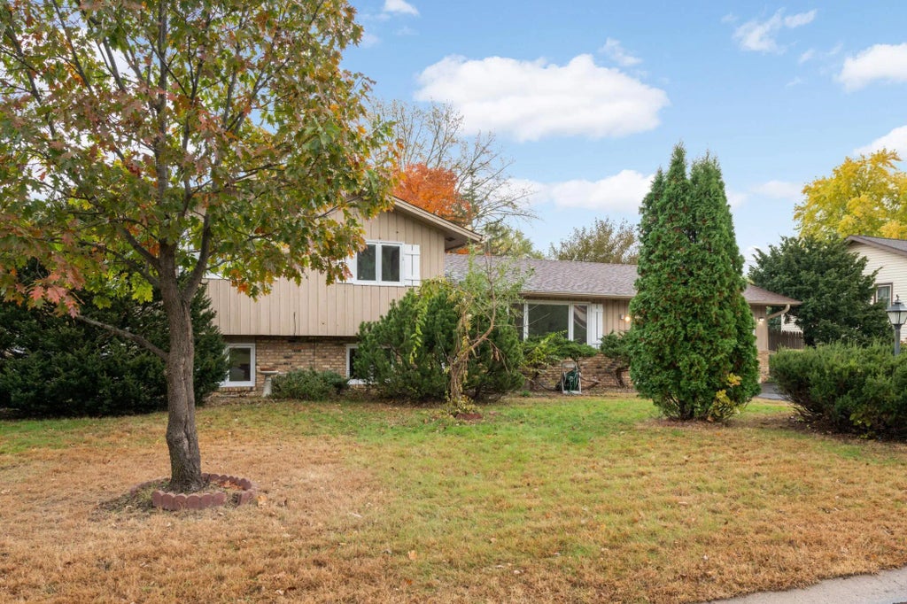 7816 Scott Avenue N, Brooklyn Park