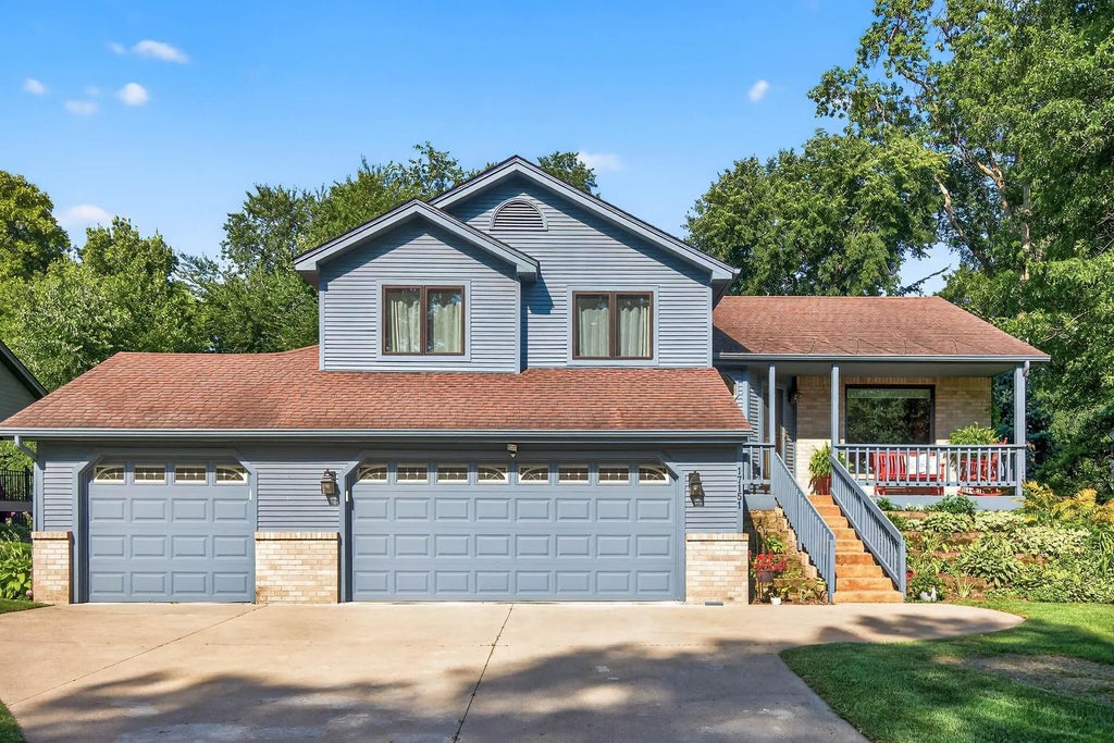 17151 Hannibal Court, Lakeville