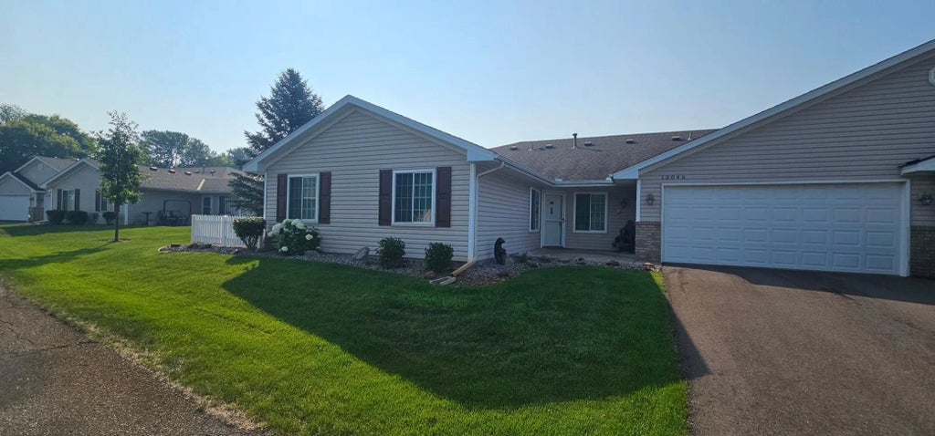 13046 Brookside Lane N, Rogers