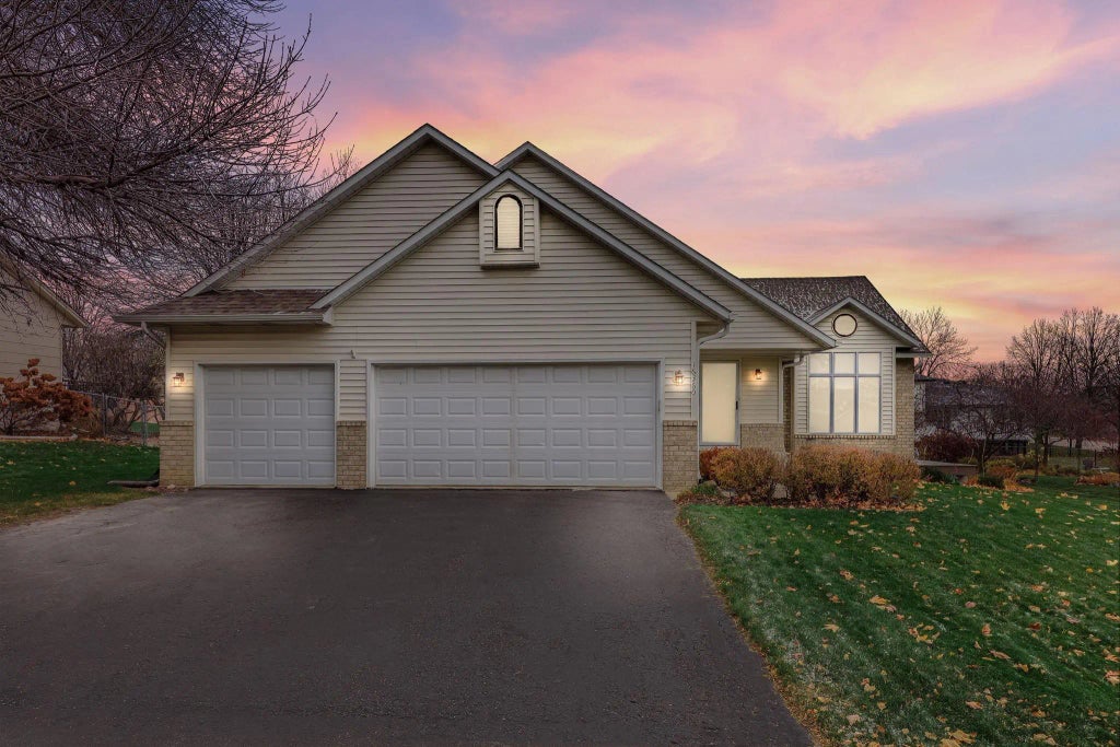 16360 Havelock Way, Lakeville