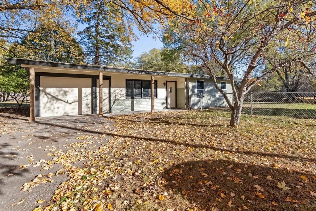 11927 Vintage Street Nw, Coon Rapids