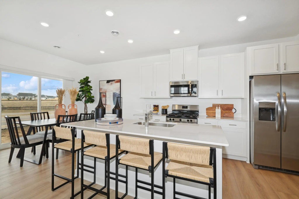 14405 Allerton Way, Rosemount