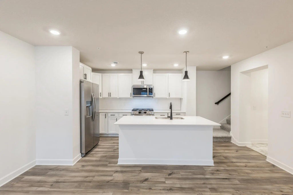 21730 Desert Rose Way, Farmington