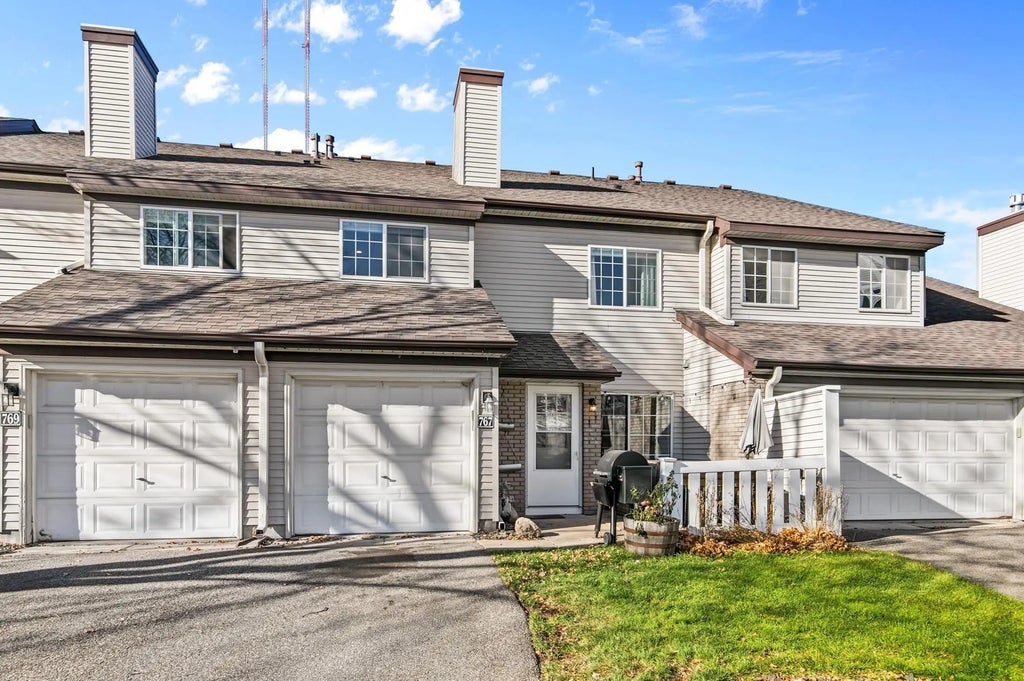 767 Crystal Avenue 131, Shoreview