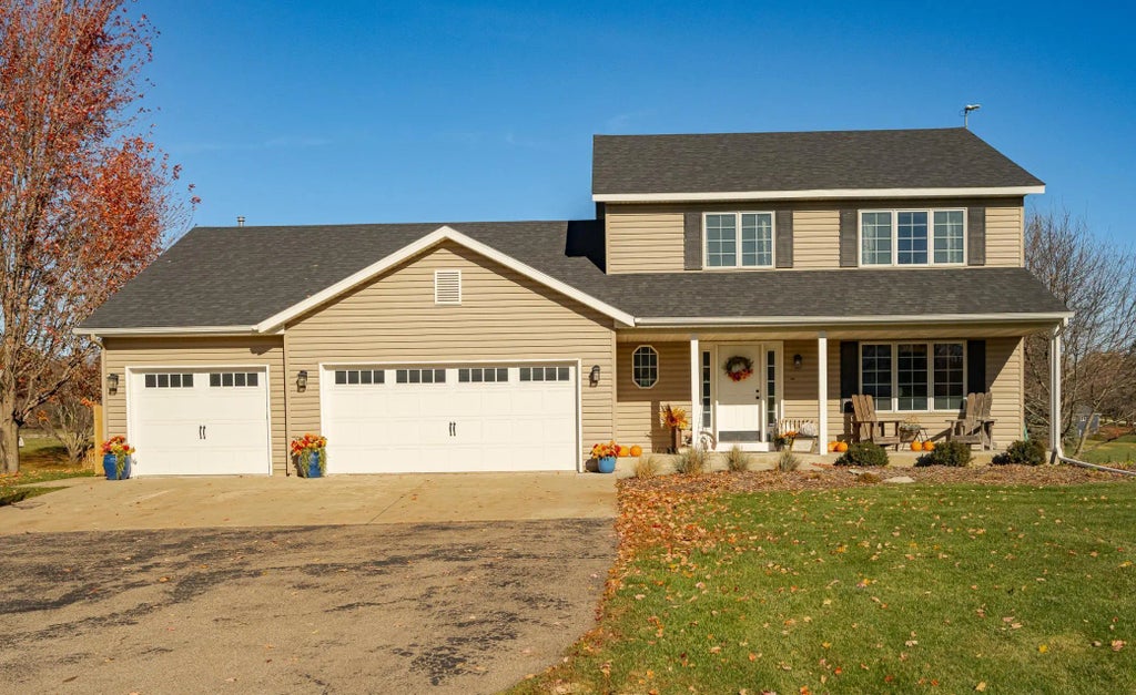 61528 248th Avenue, Mantorville Twp