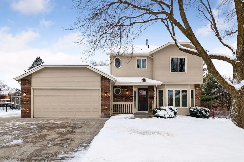 7051 Pimlico Lane, Chanhassen
