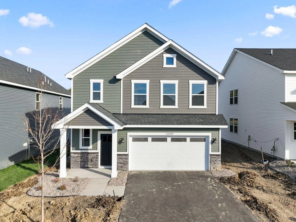 22448 Isla Way, Rogers