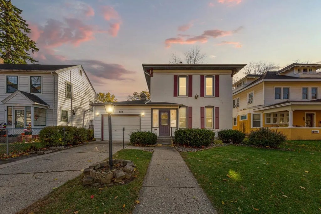 531 2nd Street Nw, Faribault