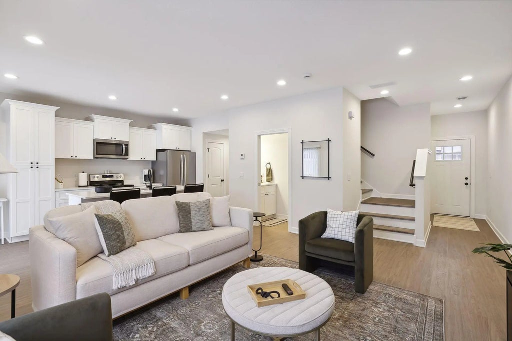 636 Franklin Street, Roberts