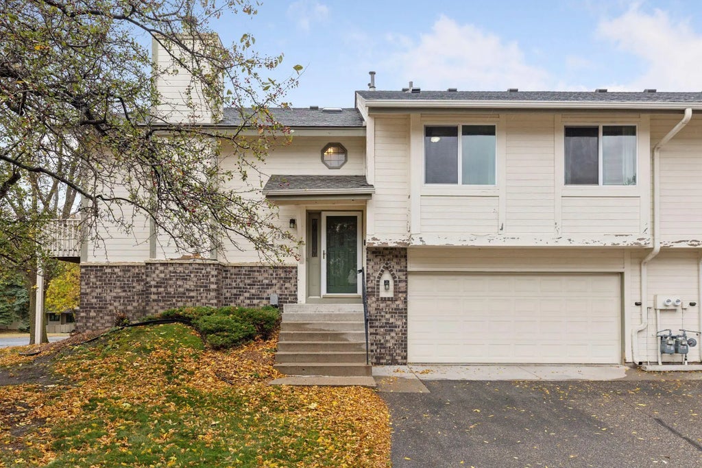 13870 85th Avenue N, Maple Grove