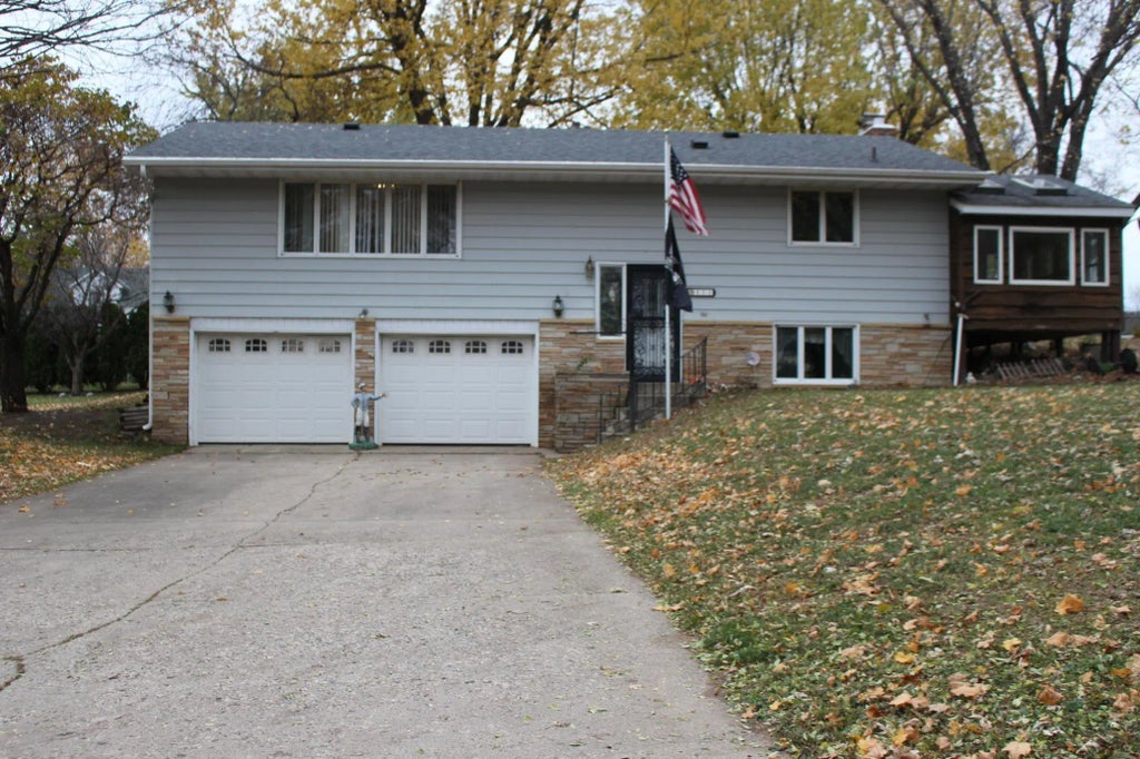 451 Linden Avenue E, Kimball