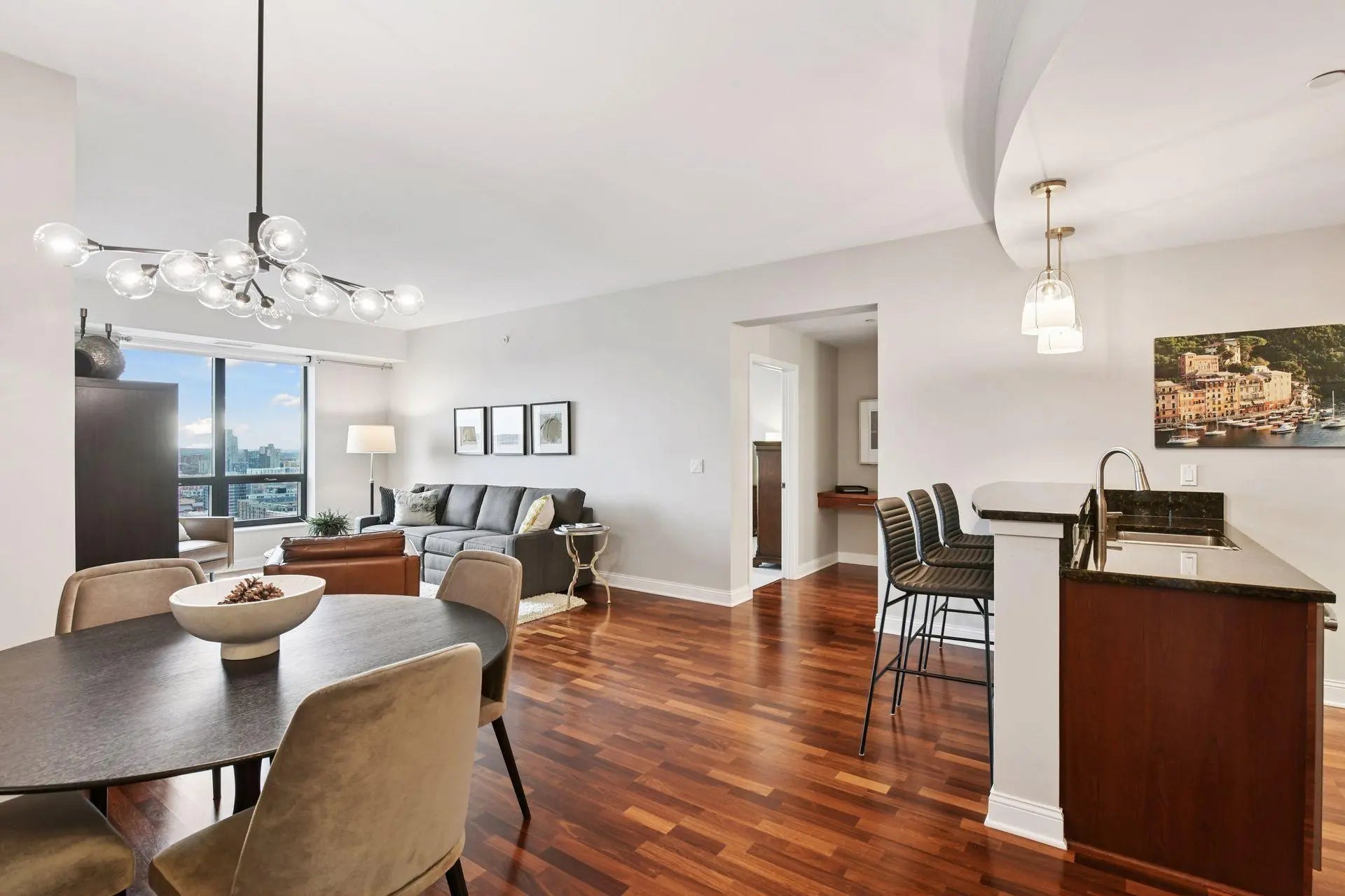 Photo of Listing #6813880