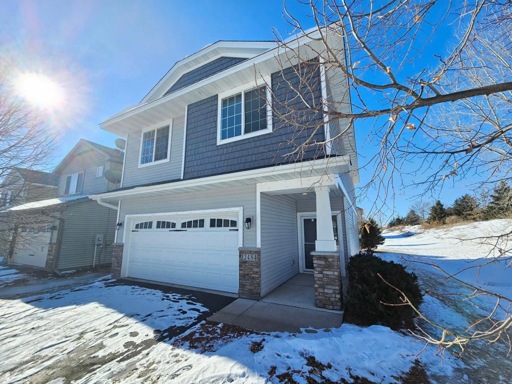 12484 Bataan Street Ne, Blaine