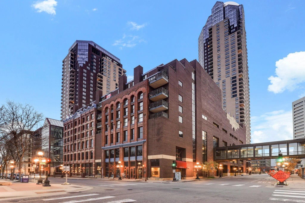 198 6th Street E 501, Saint Paul